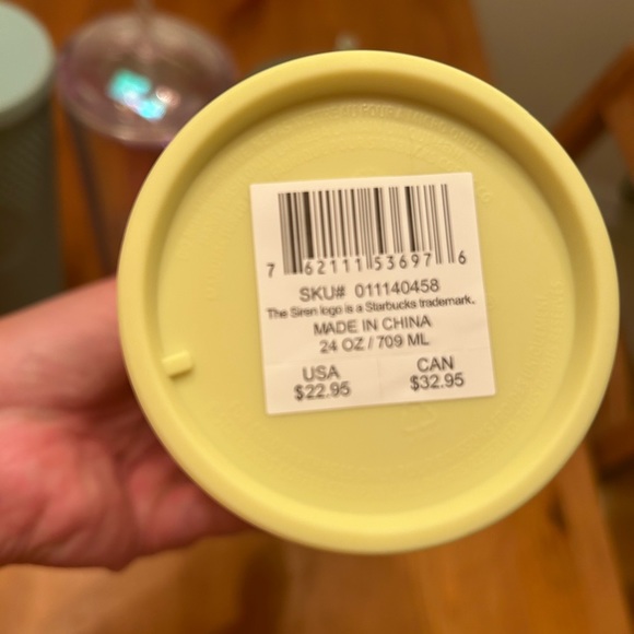 Starbucks tumblers - Picture 8 of 9